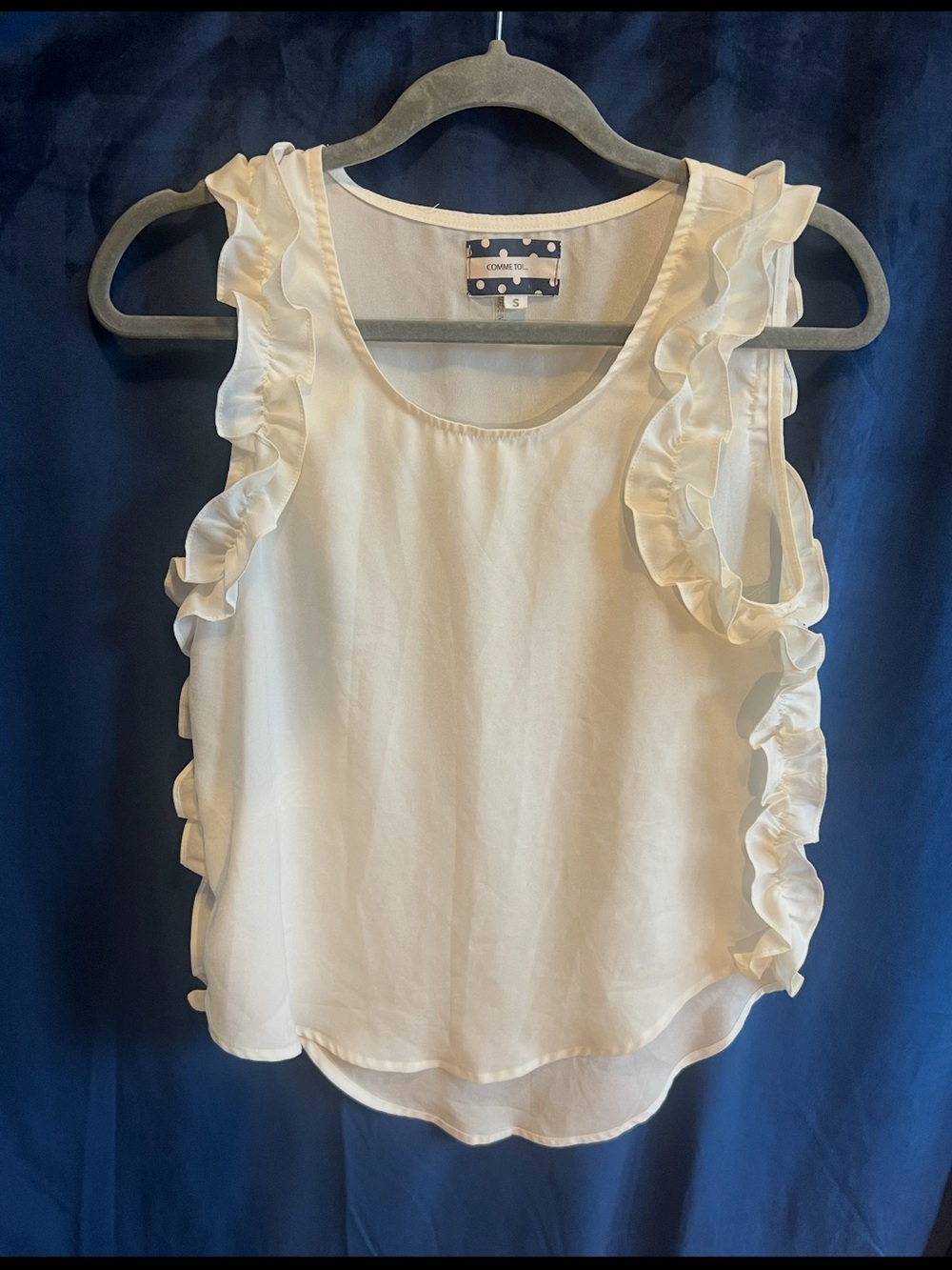 Comme Toi White Ruffle Sleeve Blouse